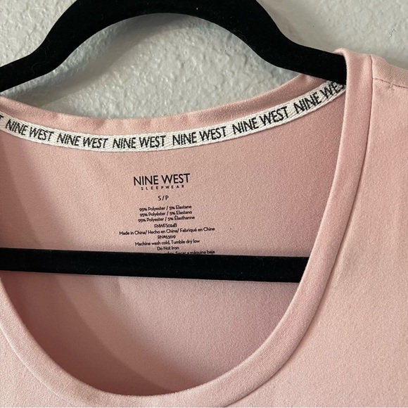 Nine West Pajama Set PJs Pink Top Black Heart Print Shorts Sleepwear Size Small - Picture 5 of 7